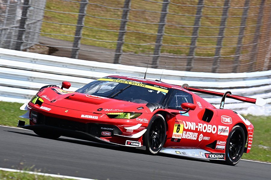 Carro equipado com pneus ADVAN A005 (SLICK) vence a 2ª etapa do SUPER GT na Categoria GT300